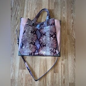 Vintage Simply Vera Wang Purse